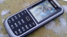 Обзор защищенного телефона Samsung Xcover 2 GT-C3350